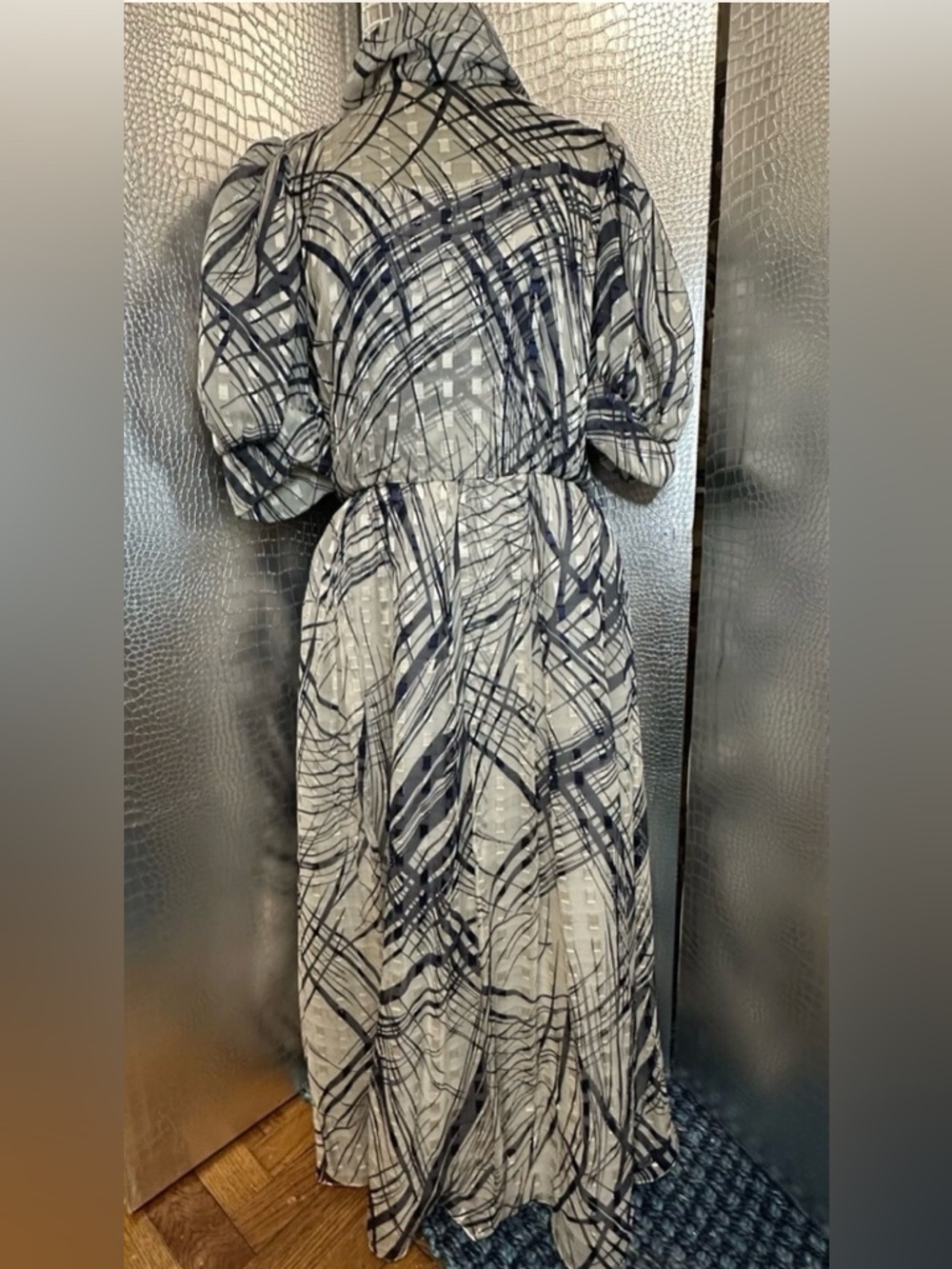 Mignon Paris Vintage Chiffon High Neck 
Dress Blue White Abstract Stripe Pattern